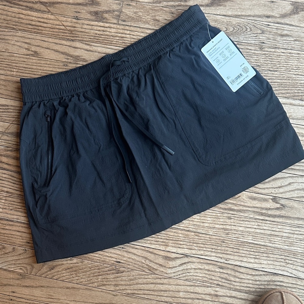 Athleta Trekkie North Skort in black Hiking tennis pickleball large NWT - Picture 2 of 10